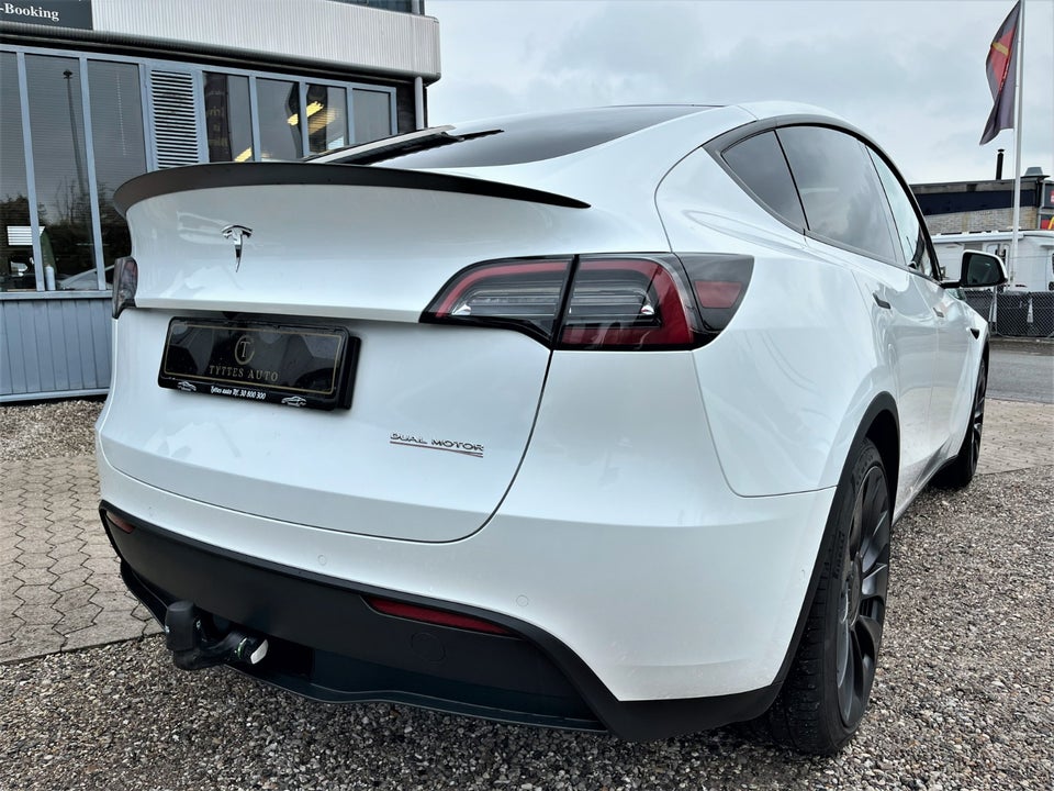 Tesla Model Y Performance AWD 5d