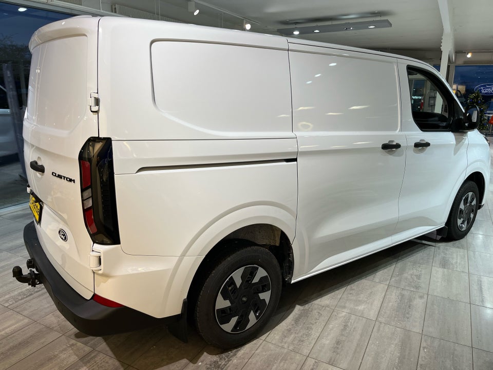 Ford Transit Custom 320S 2,5 PHEV Trend CVT