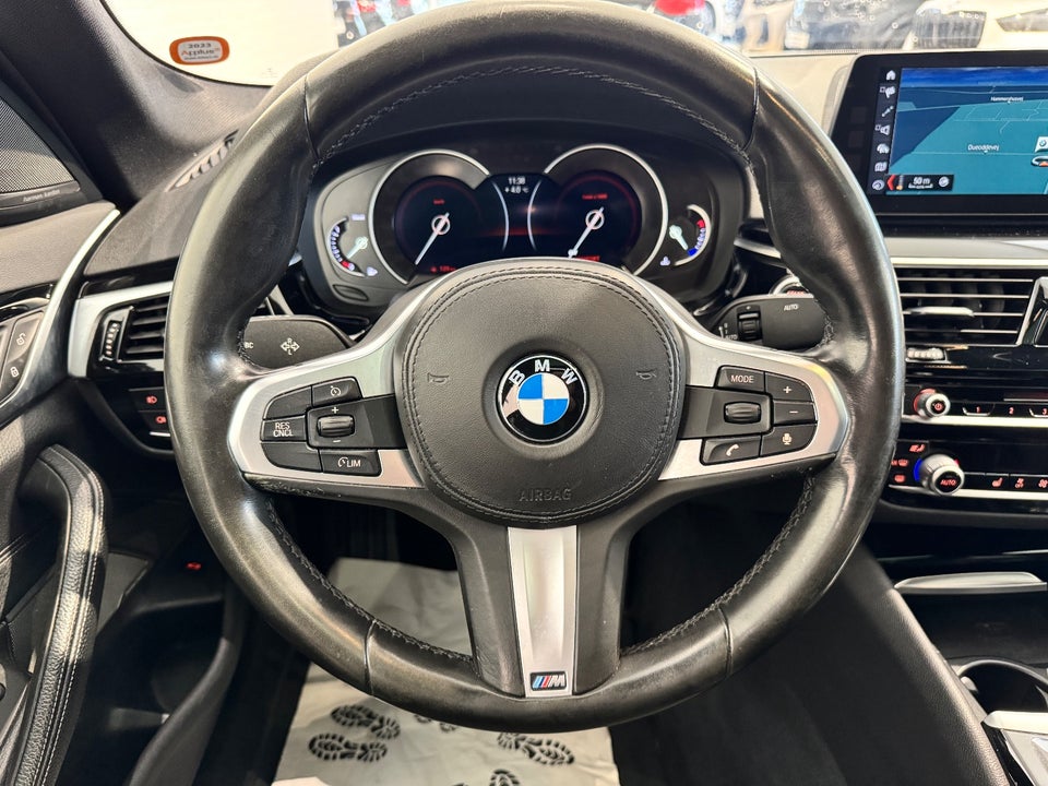 BMW 530d 3,0 Sport Line aut. 4d