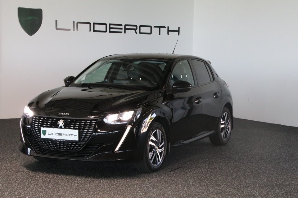 Peugeot 208 1,2 PureTech 100 Allure EAT8 5d