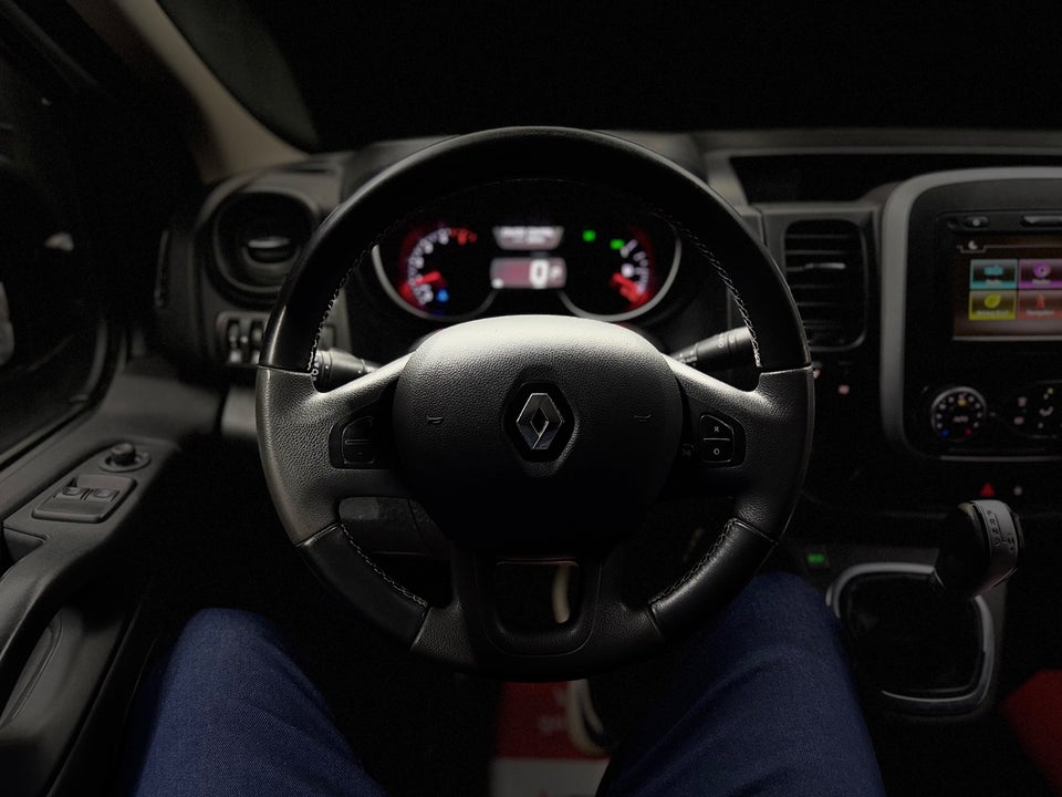 Renault Trafic T29 2,0 dCi 145 L2H1 EDC