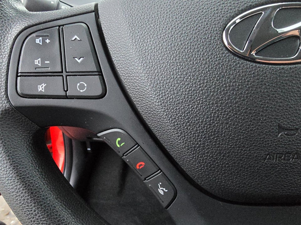 Hyundai i10 1,0 Trend 5d