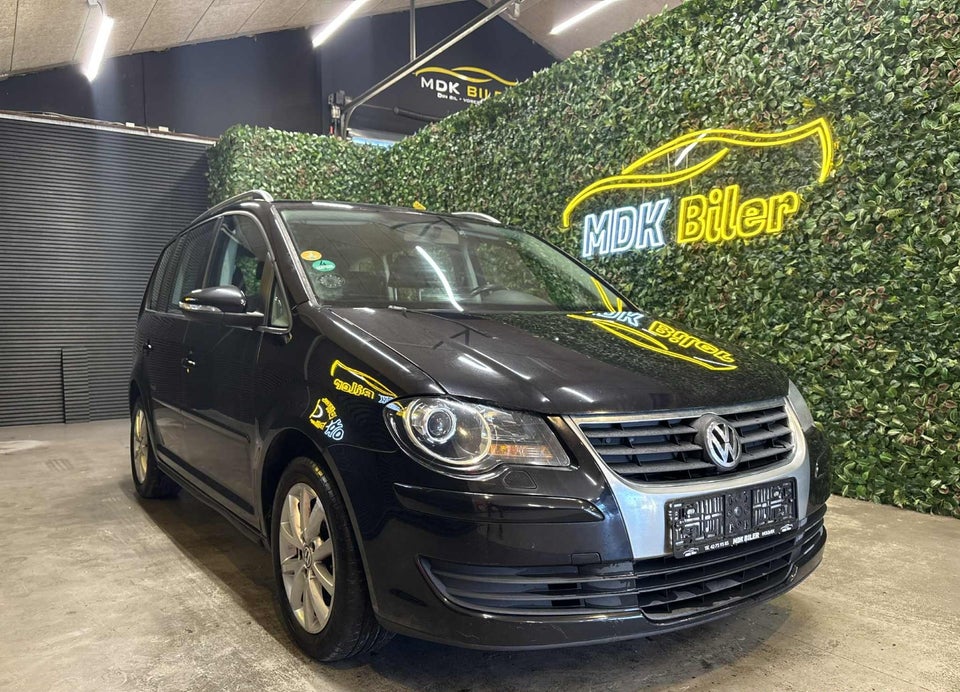 VW Touran 1,9 TDi 105 Conceptline 7prs 5d