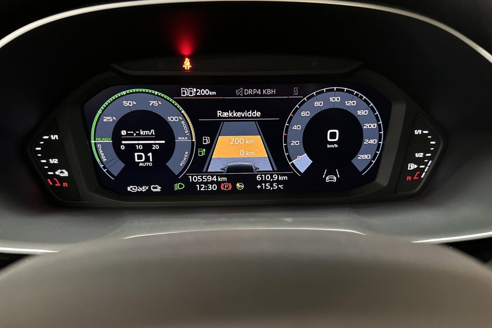 Audi Q3 45 TFSi e Attitude plus S-tr. 5d