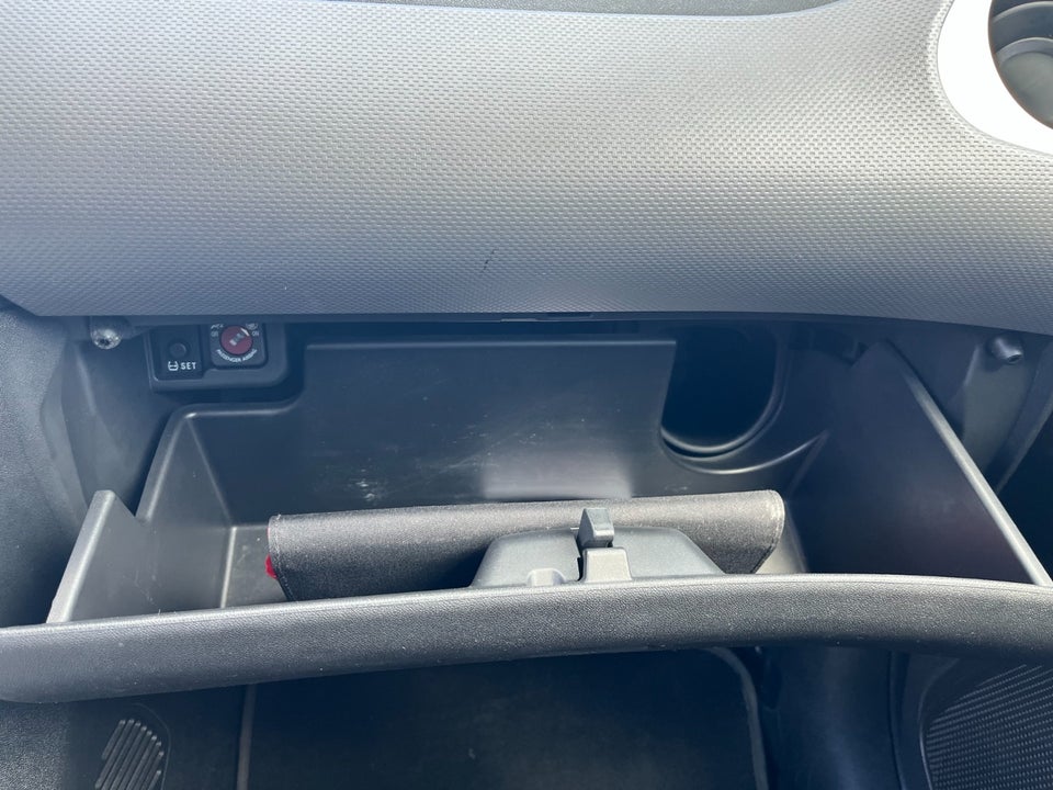 Citroën C1 1,0 VTi SportLine 5d