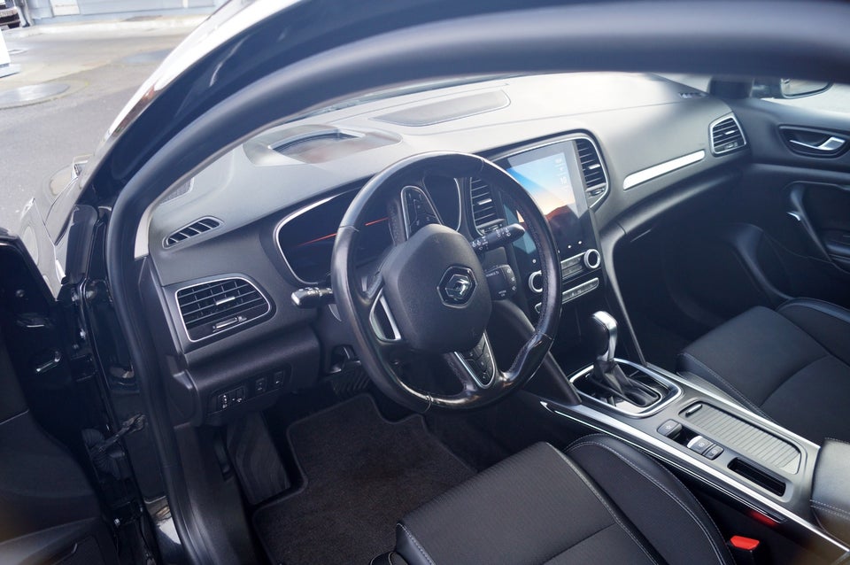 Renault Megane IV 1,3 TCe 160 Intens Sport Tourer EDC 5d