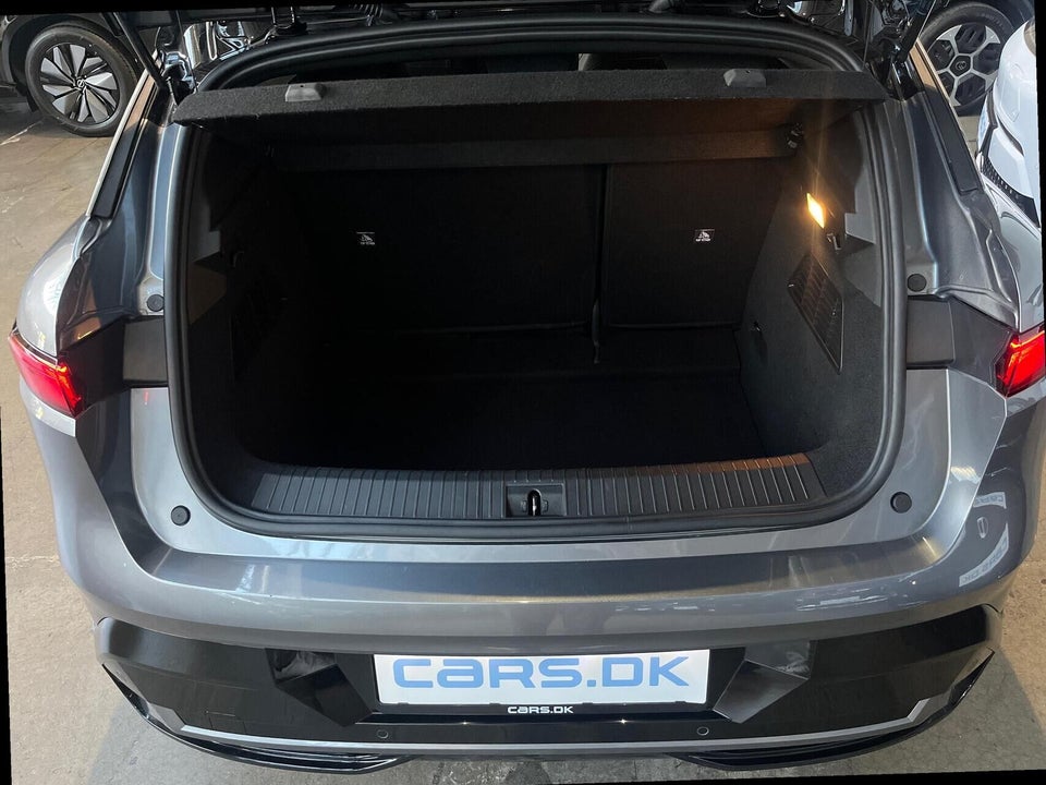 Renault Megane E-Tech 60 Techno 5d