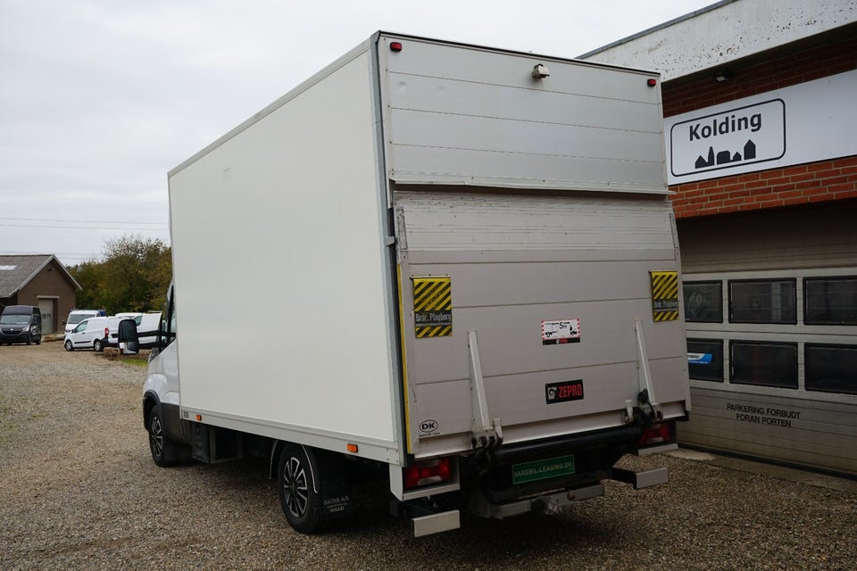 Iveco Daily 2,3 35S16 Alukasse m/lift AG8 2d