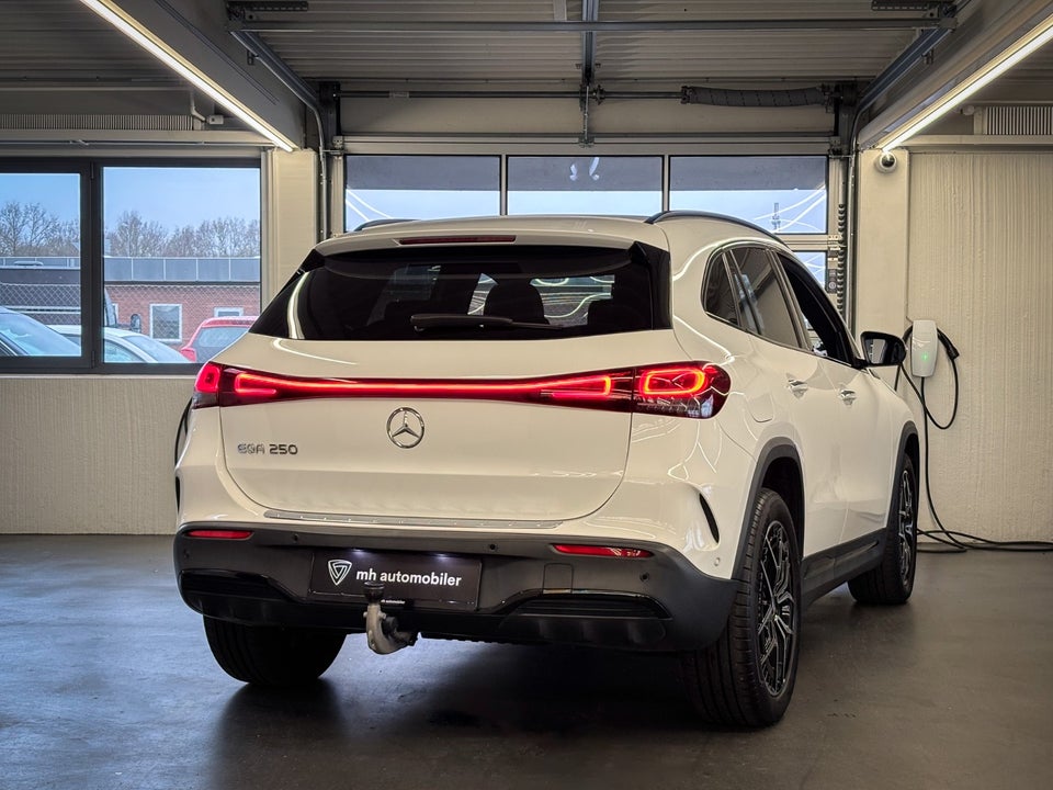 Mercedes EQA250 AMG Line 5d