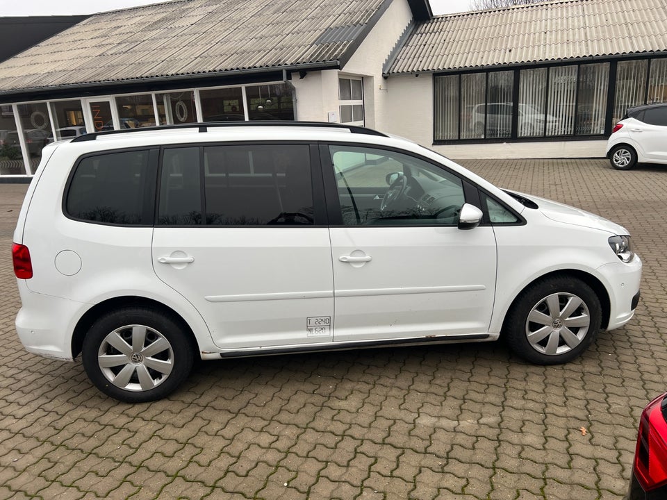VW Touran 1,6 TDi 105 Comfortline BMT Van 5d