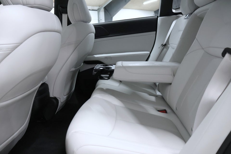 Xpeng G6 Performance 5d