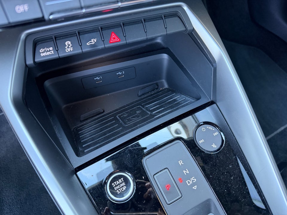 Audi A3 40 TFSi e Advanced Sportback S-tr. 5d