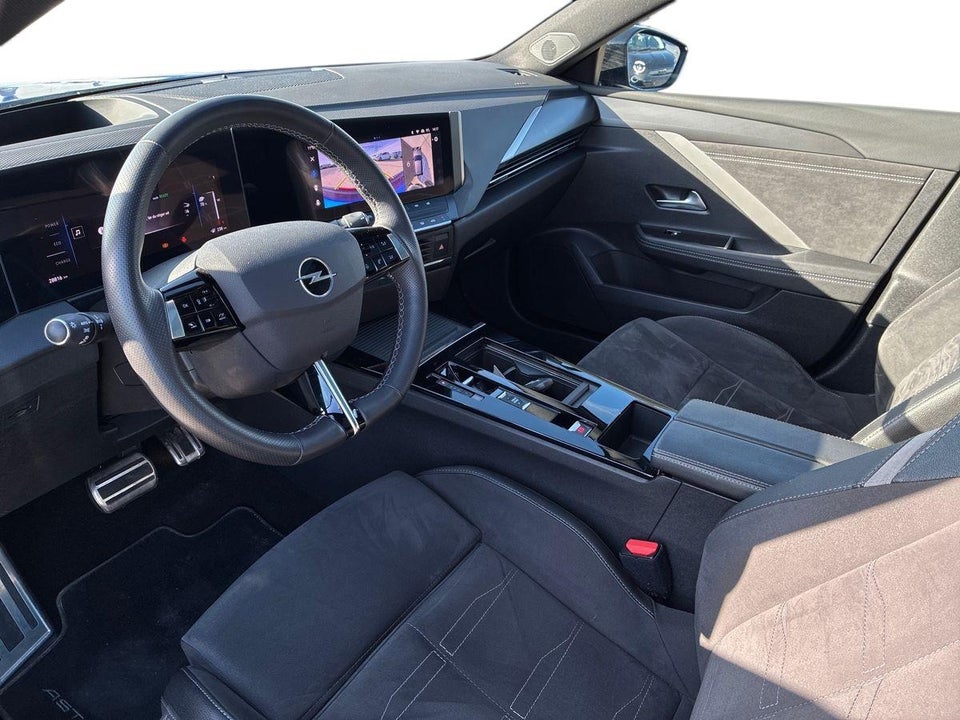 Opel Astra-e 54 Ultimate 5d