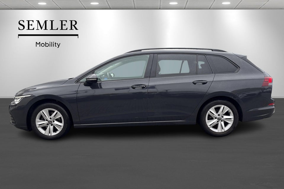 VW Golf VIII 1,5 TSi 130 Life Variant 5d