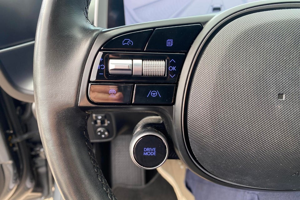 Hyundai Ioniq 6 77 Essential 4d