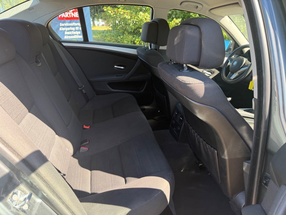 BMW 520i 2,0  4d