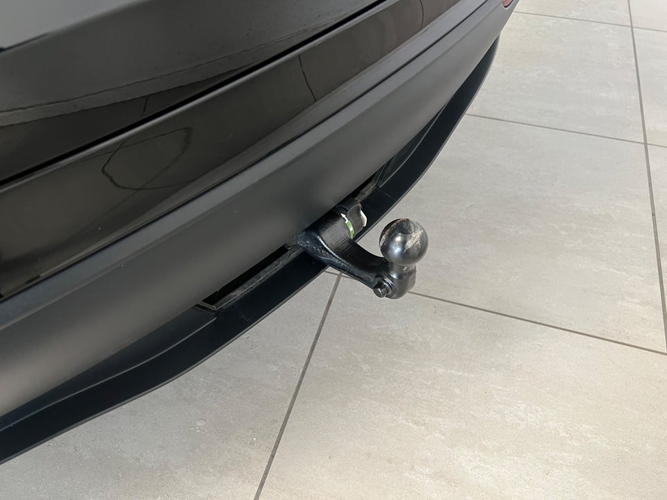 Tesla Model Y RWD 5d