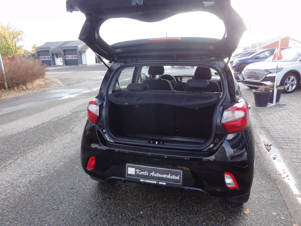 Hyundai i10 1,0 MPi Essential 5d