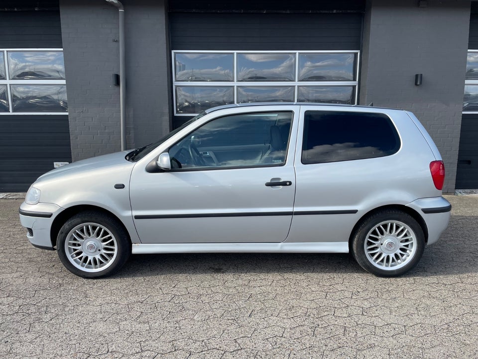 VW Polo 1,4 16V Comfortline aut. 3d