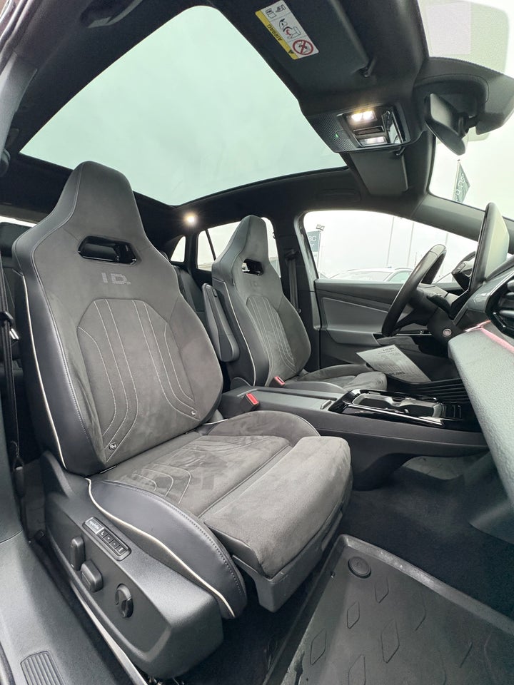 VW ID.4 77 1ST Max 5d