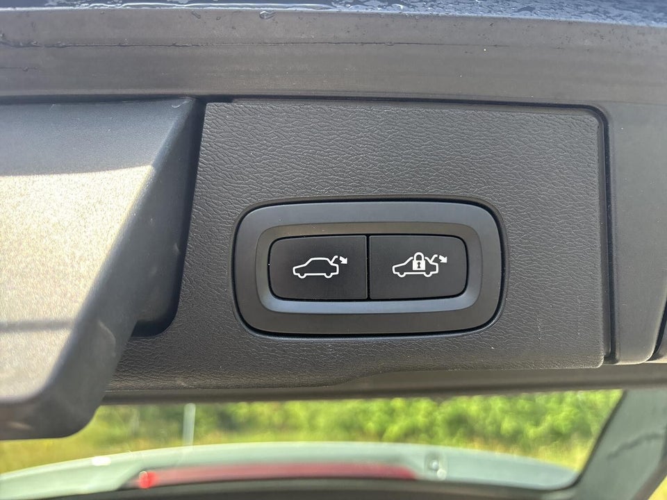 Volvo XC60 2,0 B4 197 Inscription aut. 5d