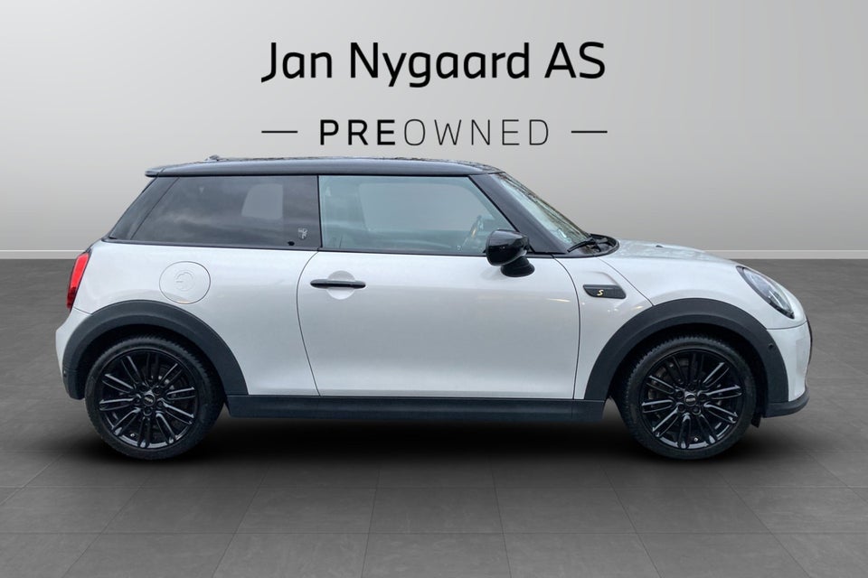 MINI Cooper SE Maximise 3d