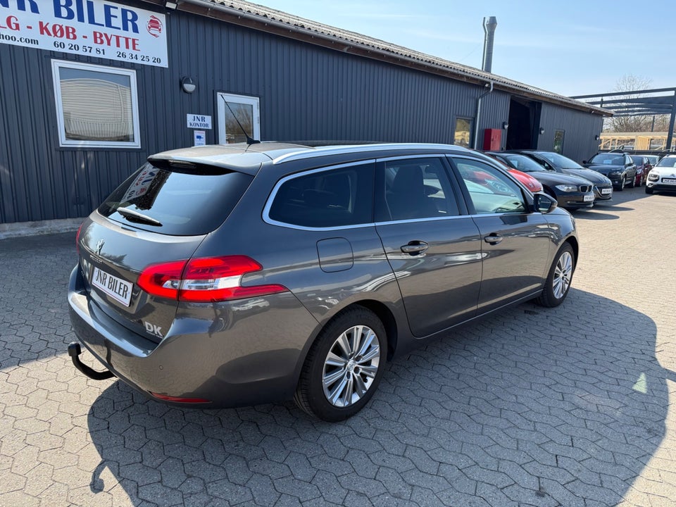 Peugeot 308 1,6 BlueHDi 120 Allure SW 5d