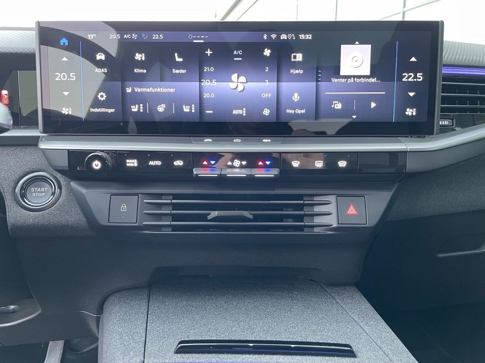 Opel Grandland-e 73 GS Sky 5d