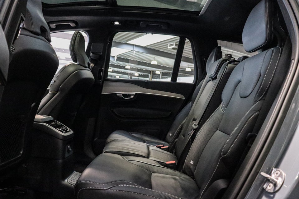 Volvo XC90 2,0 T8 ReCharge Ultimate Dark aut. AWD 7prs 5d