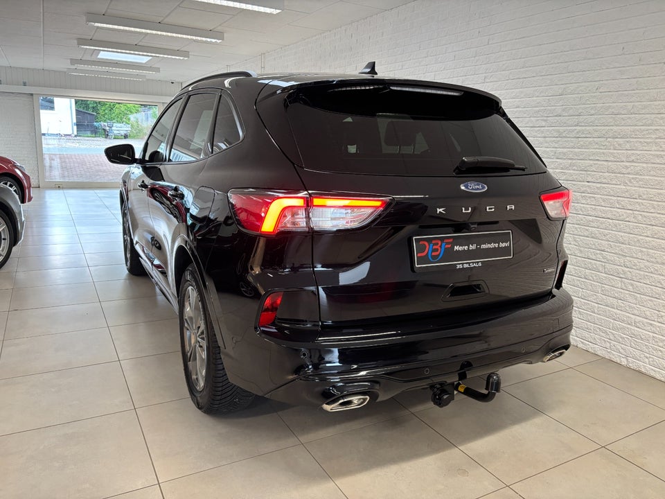 Ford Kuga 2,5 PHEV ST-Line CVT 5d