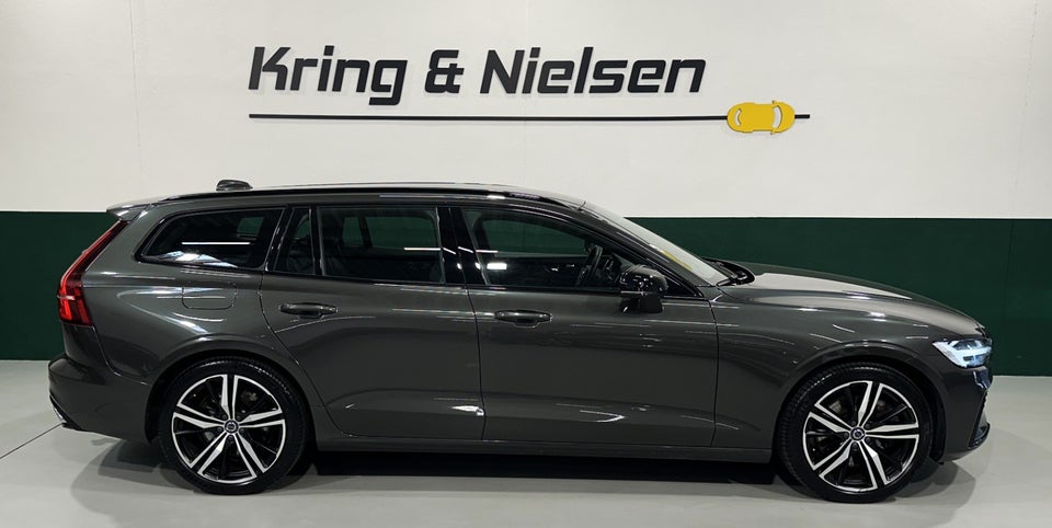Volvo V60 2,0 T6 ReCharge R-Design aut. AWD 5d