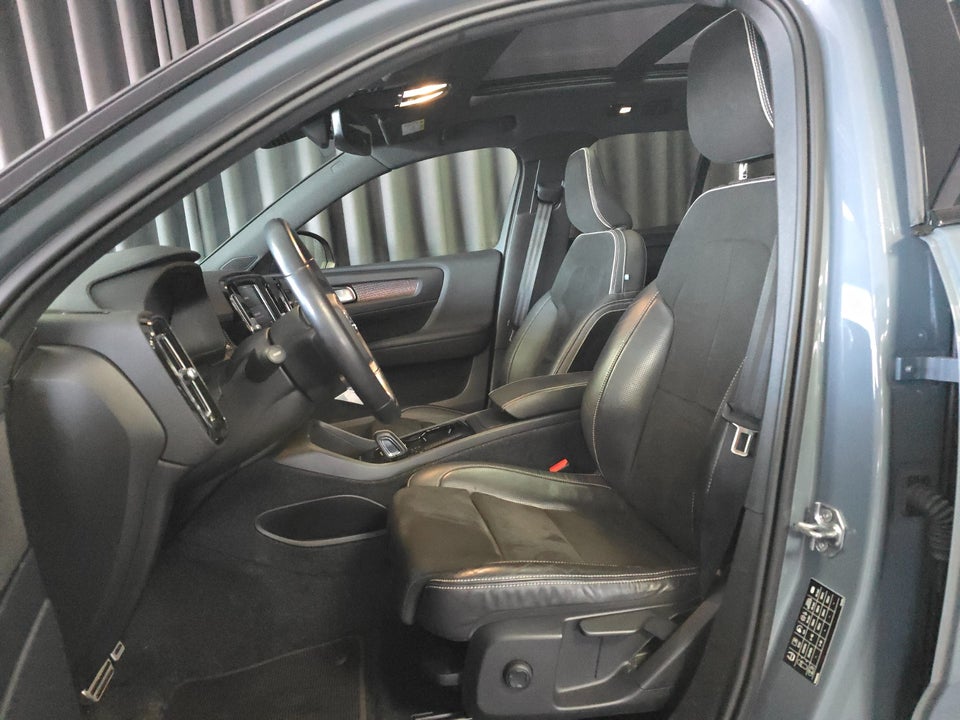 Volvo XC40 P8 ReCharge Twin R-Design 5d