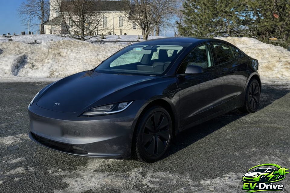 Tesla Model 3 RWD 4d