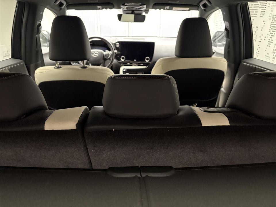 Lexus NX450h+ 2,5 Executive aut. AWD 5d