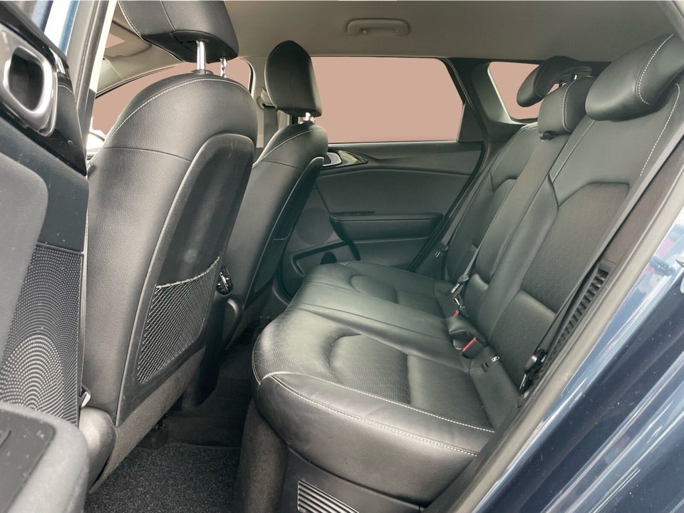 Kia Ceed 1,6 PHEV Upgrade+ SW DCT 5d