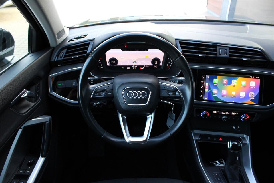 Audi Q3 35 TDi Prestige S-tr. 5d