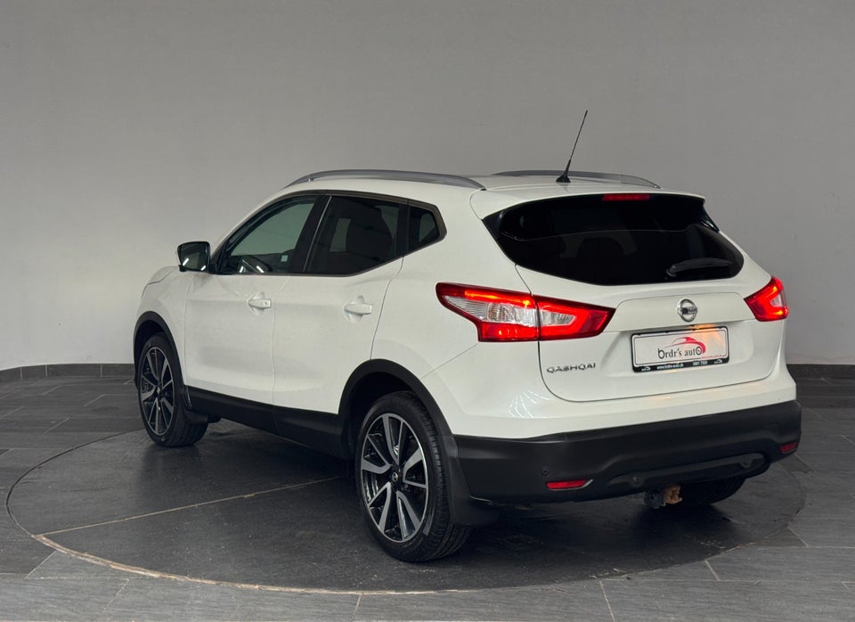 Nissan Qashqai 1,6 dCi 130 Tekna X-tr. 5d