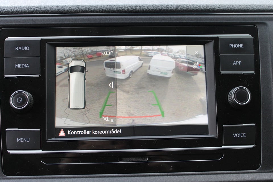 VW Crafter 30 2,0 TDi 177 Kassevogn L3H2 aut. 4Motion