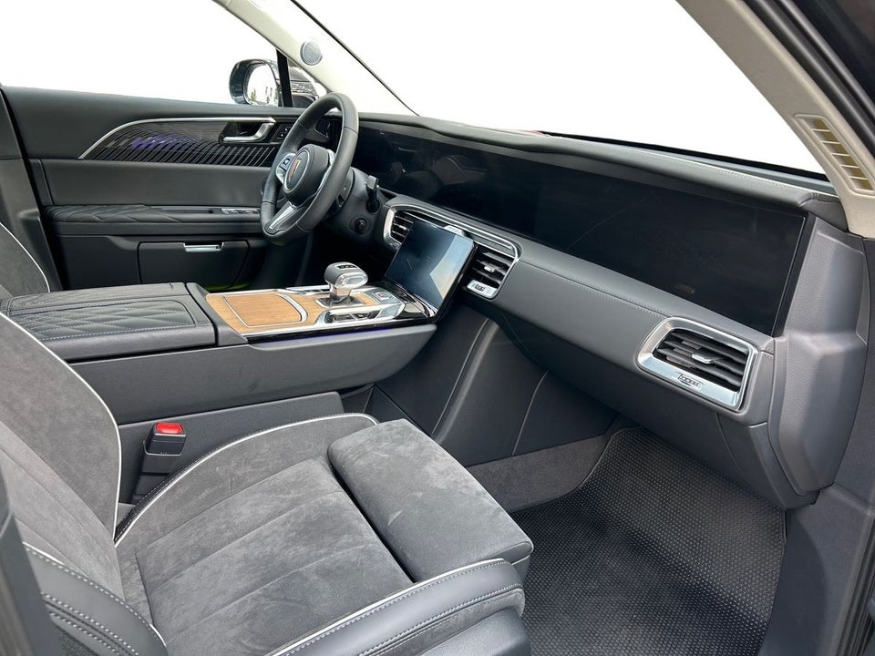 Hongqi E-HS9 99 Premium 5d