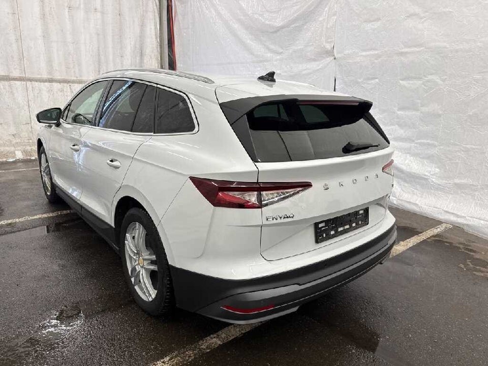 Skoda Enyaq 80 iV Plus Loft 5d