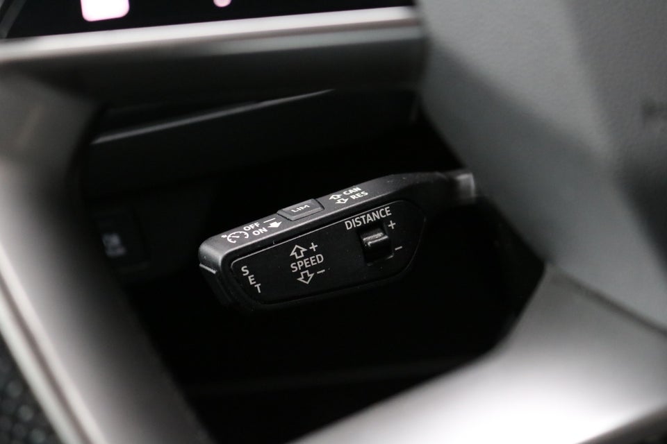 Audi Q4 e-tron 40 S-line 5d