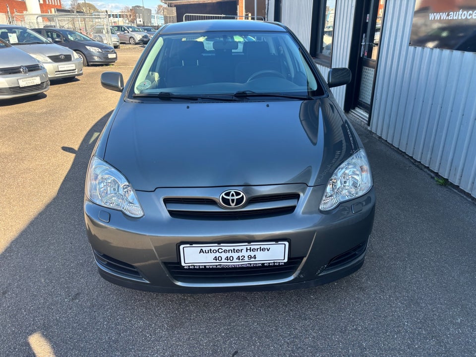 Toyota Corolla 1,4 Terra 5d