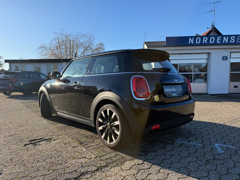 MINI Cooper SE Yours Trim 3d
