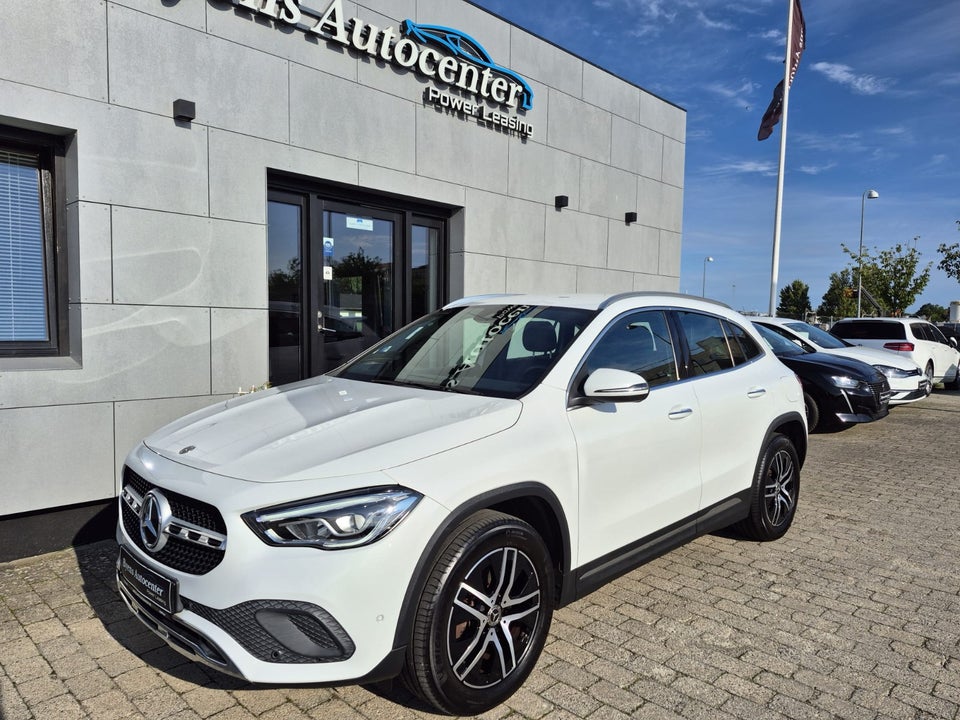 Mercedes GLA250 e 1,3 Progressive aut. 5d