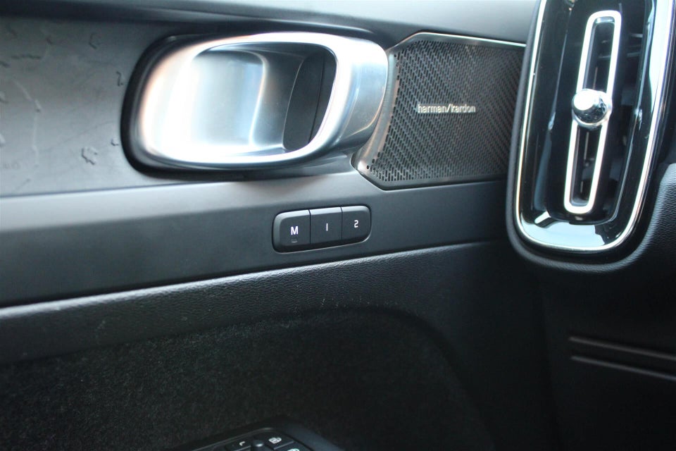 Volvo XC40 P8 ReCharge Twin Ultimate 5d
