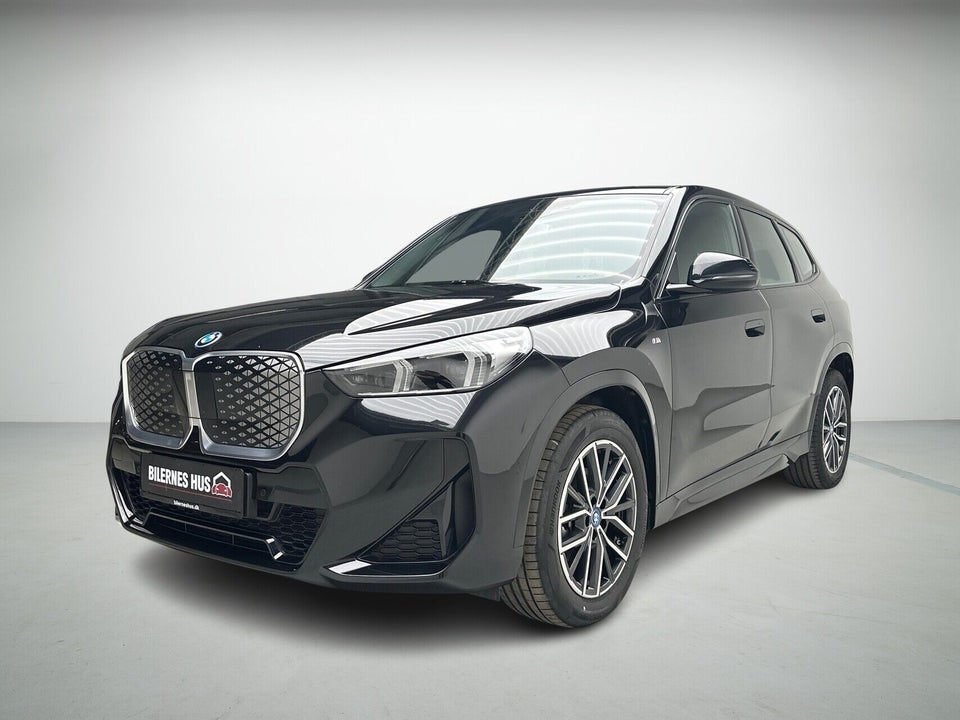 BMW iX1 eDrive20 M-Sport 5d