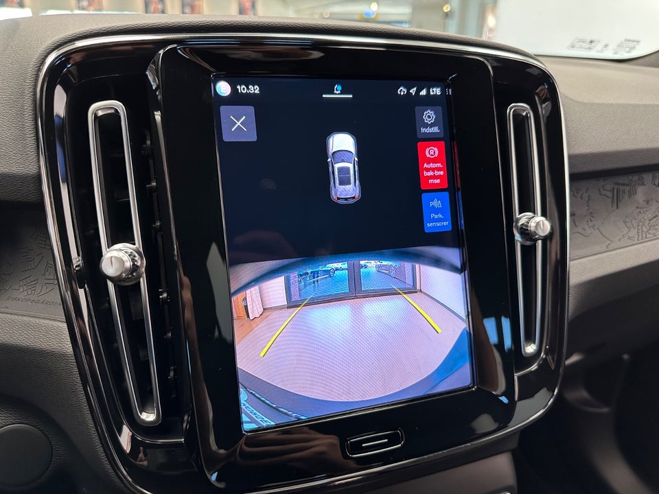 Volvo XC40 ReCharge Start 5d