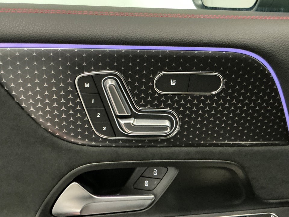 Mercedes EQB250+ AMG Line 5d