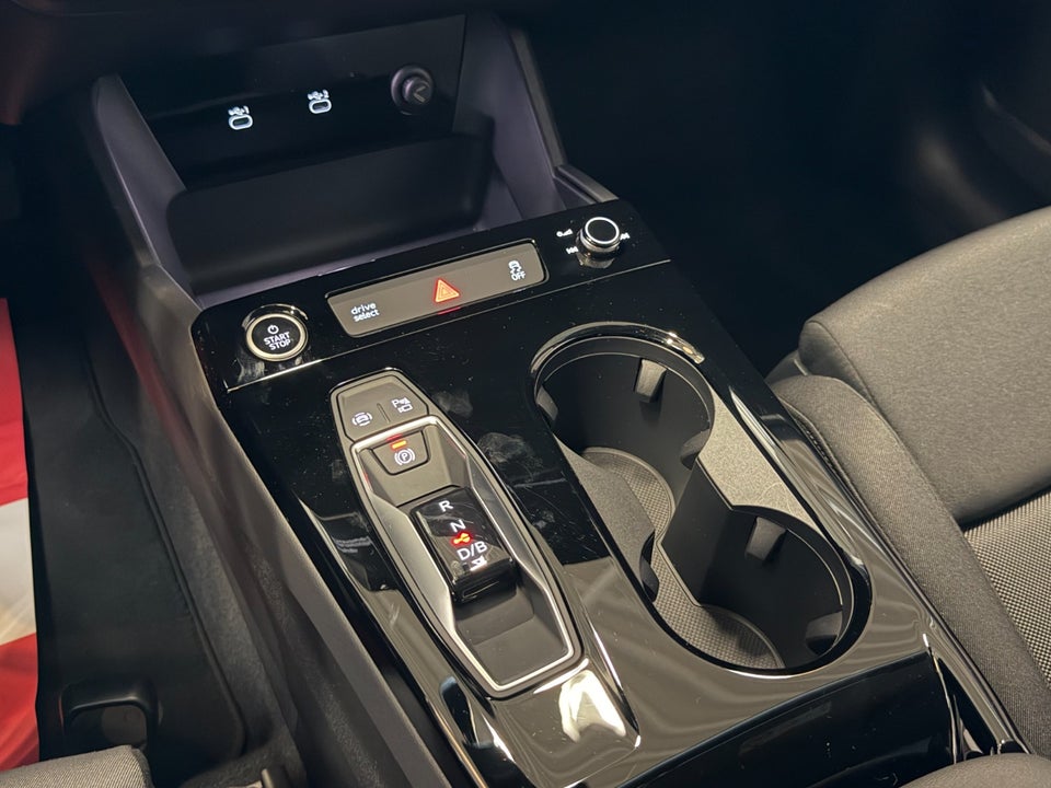 Audi Q6 e-tron Progress 5d