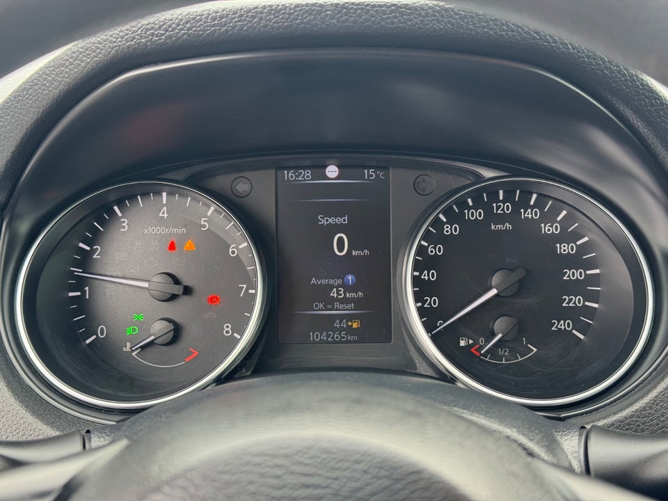 Nissan Qashqai 1,3 Dig-T 140 Acenta 5d